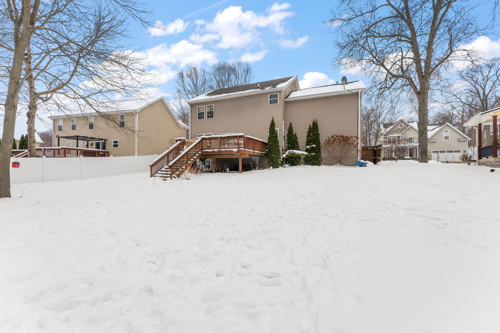 3302 Kestrel Street Valparaiso, IN 46383 - Photo 39 of 39 2048x1365