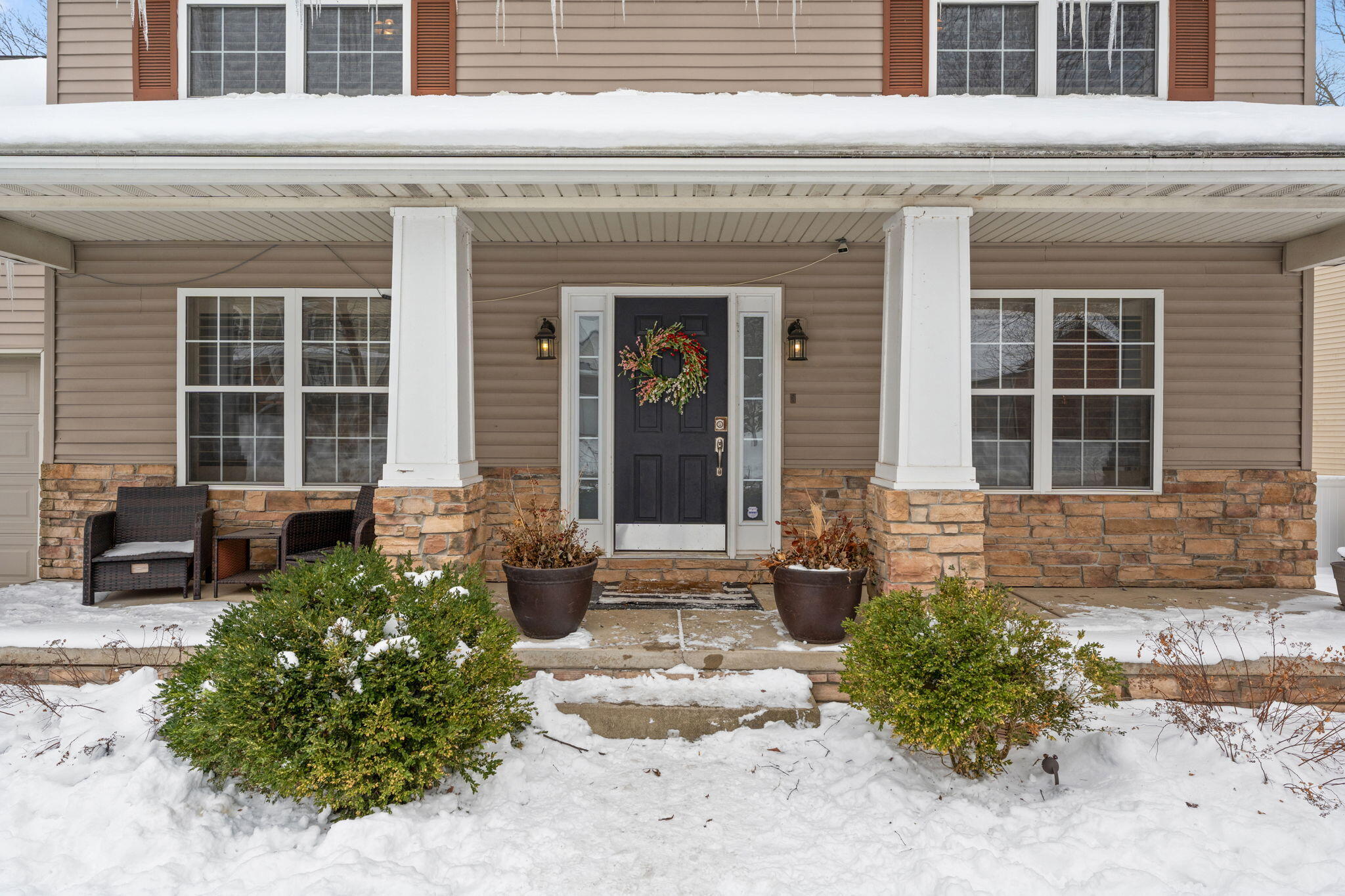 3302 Kestrel Street Valparaiso, IN 46383 - Photo 4 of 39 2048x1365
