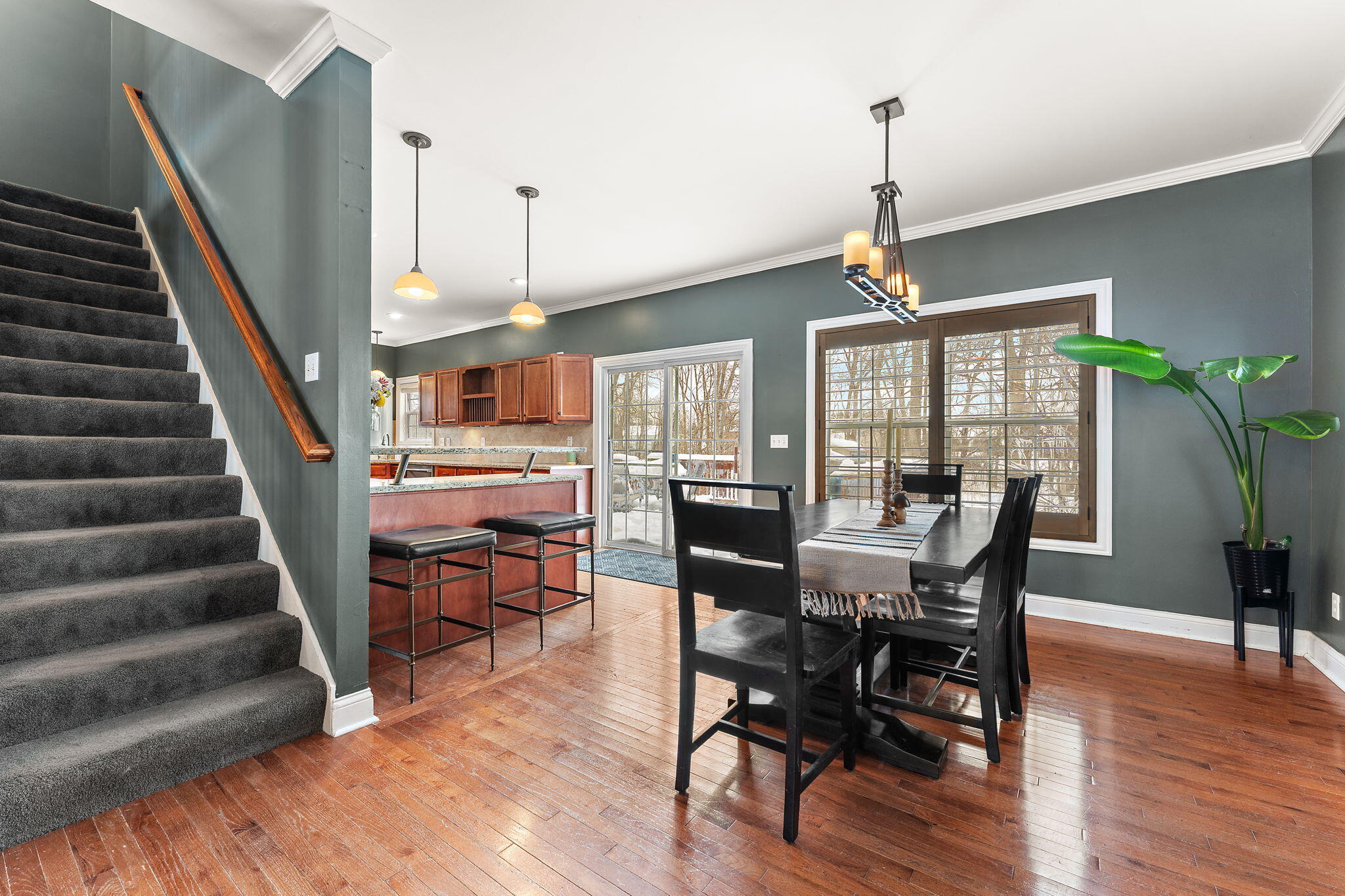 3302 Kestrel Street Valparaiso, IN 46383 - Photo 9 of 39 2048x1365