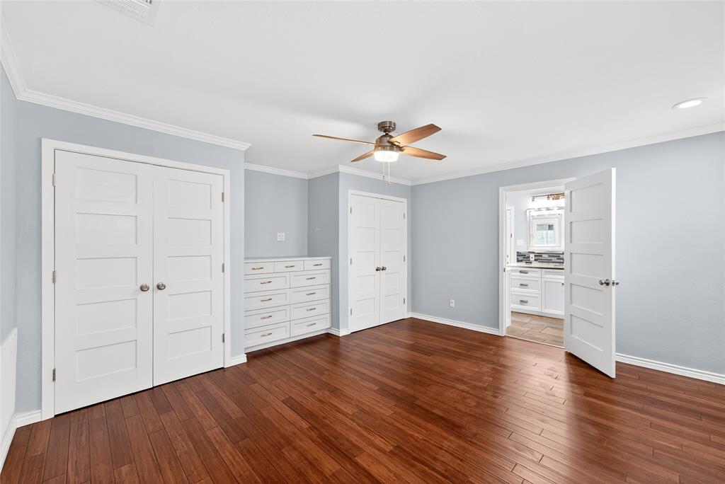 2032 Briar Trail Hurst, TX 76054 - Photo 15 of 33