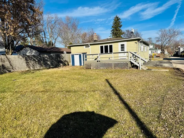 $1,600 | 42160 North 6th Avenue, Antioch, IL 60002