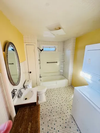 $1,600 | 42160 North 6th Avenue, Antioch, IL 60002