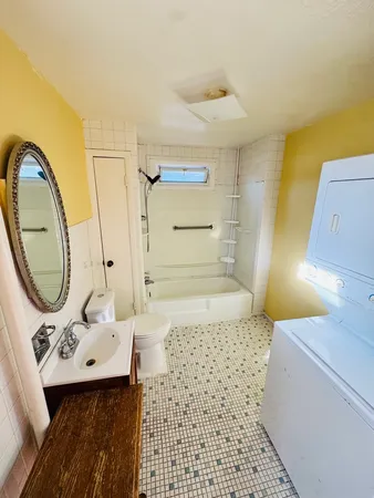 $1,600 | 42160 North 6th Avenue, Antioch, IL 60002