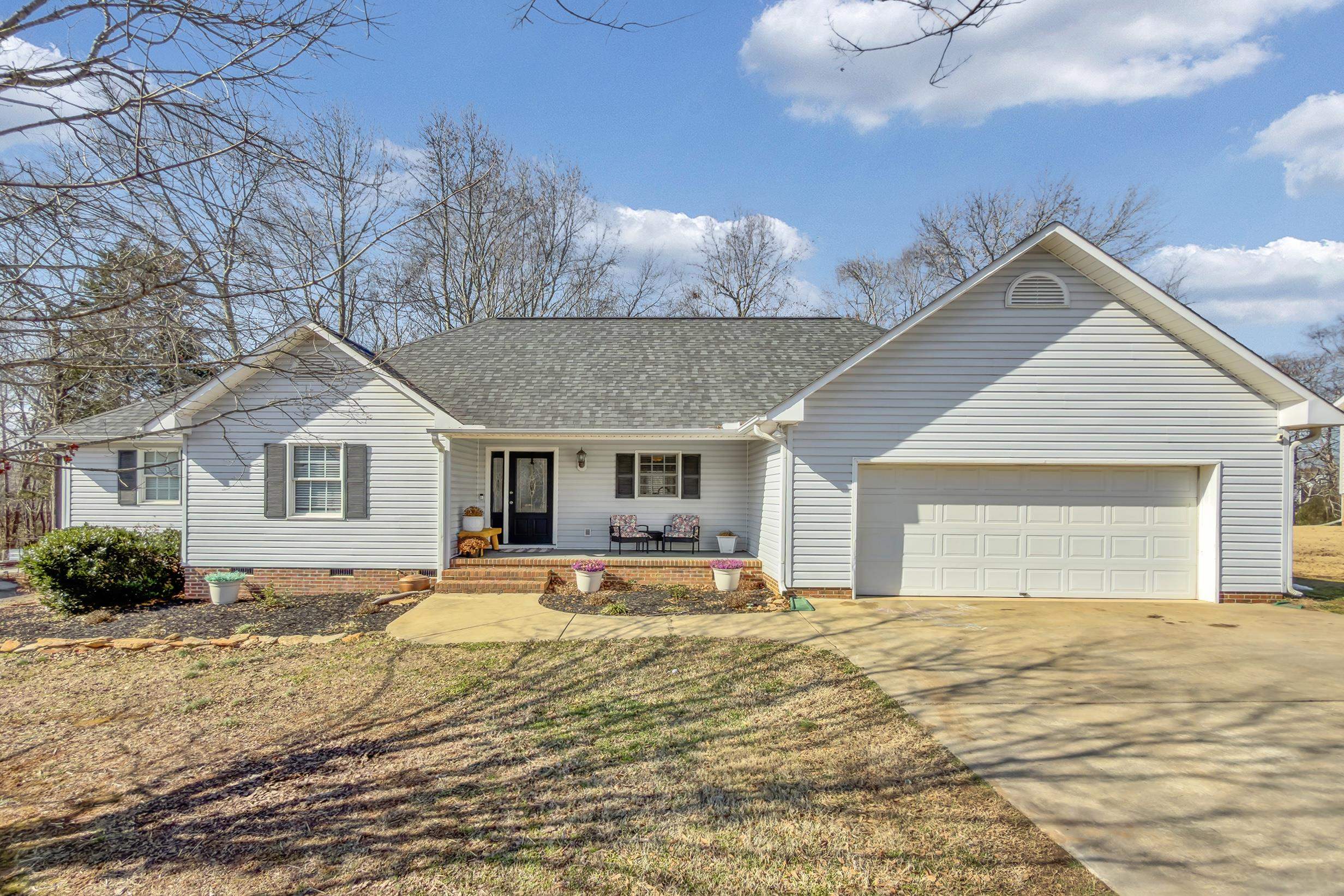 120 Monique Lane Woodruff, SC 29388 - Photo 1 of 24