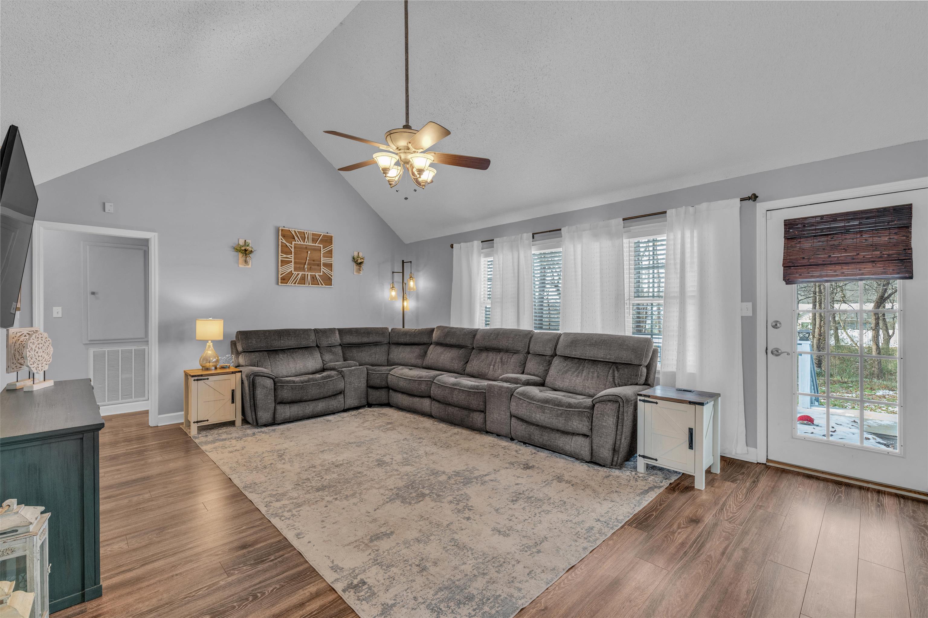 120 Monique Lane Woodruff, SC 29388 - Photo 4 of 24