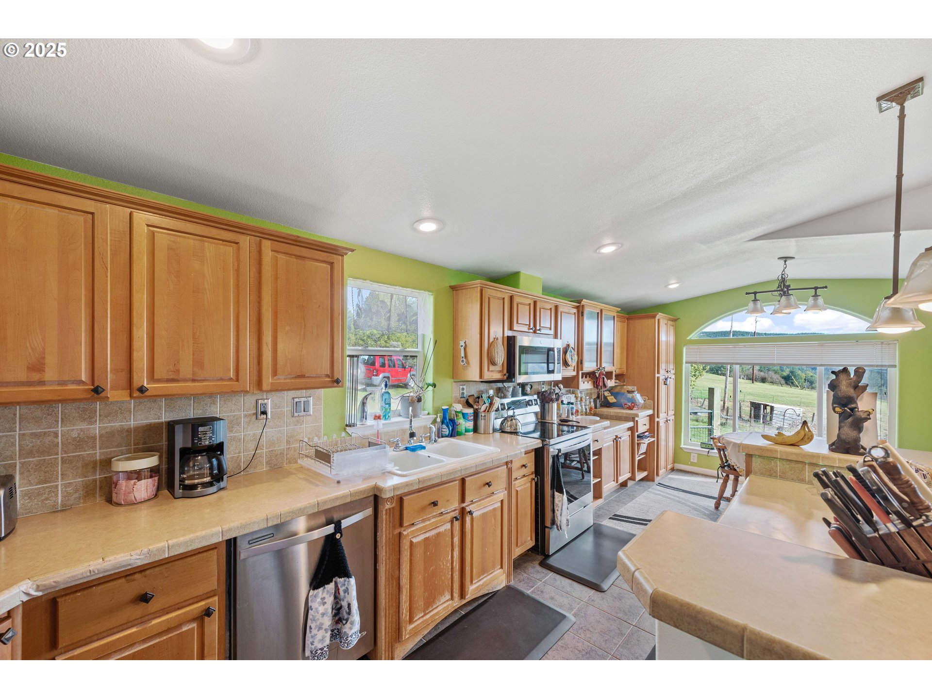 55979 Finley Loop Coquille, OR 97423 - Photo 18 of 48 Gallery Image 18