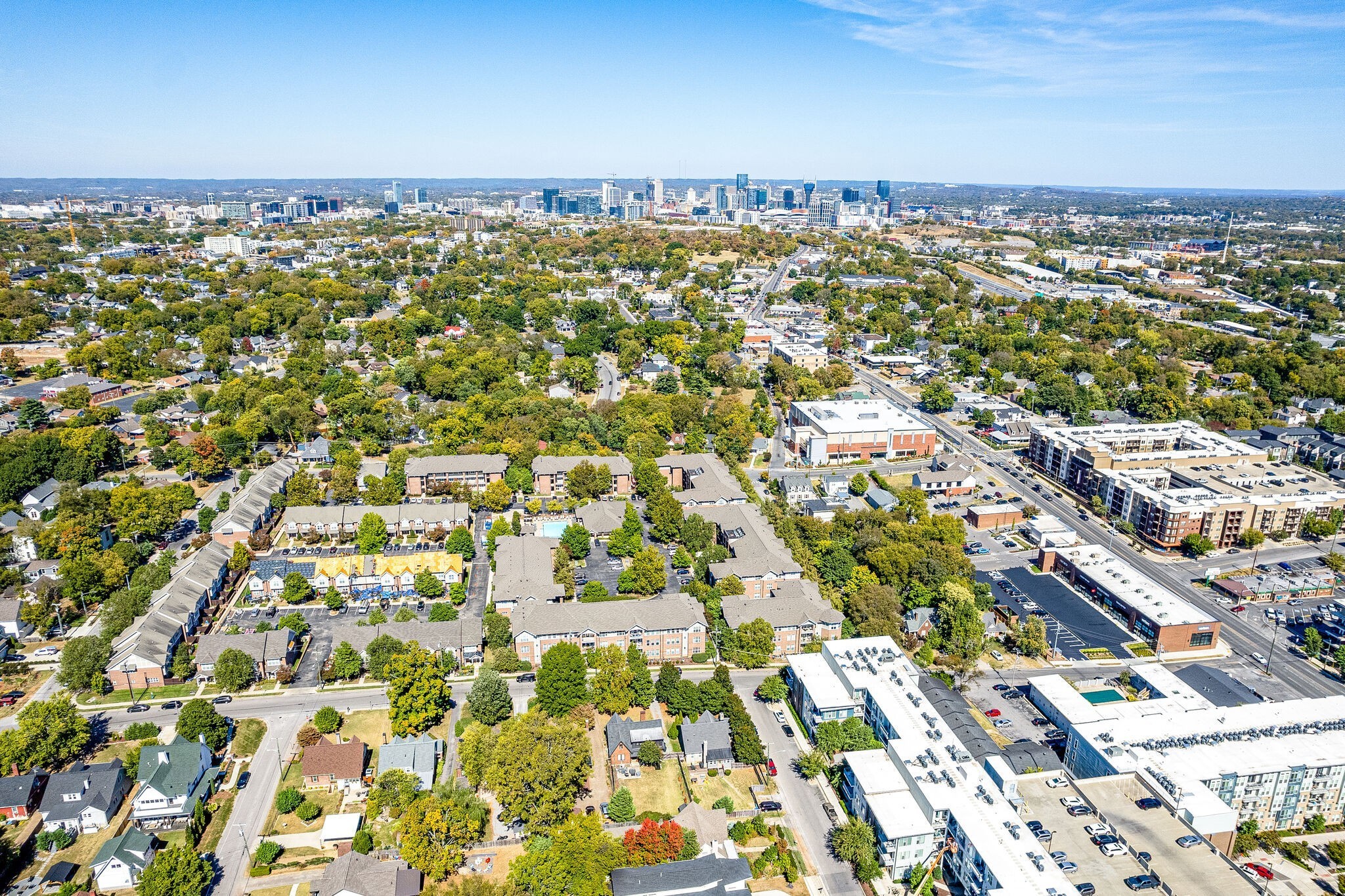 816 Inverness Avenue Nashville, TN 37204 - Photo 34 of 39 view of city and an ocean