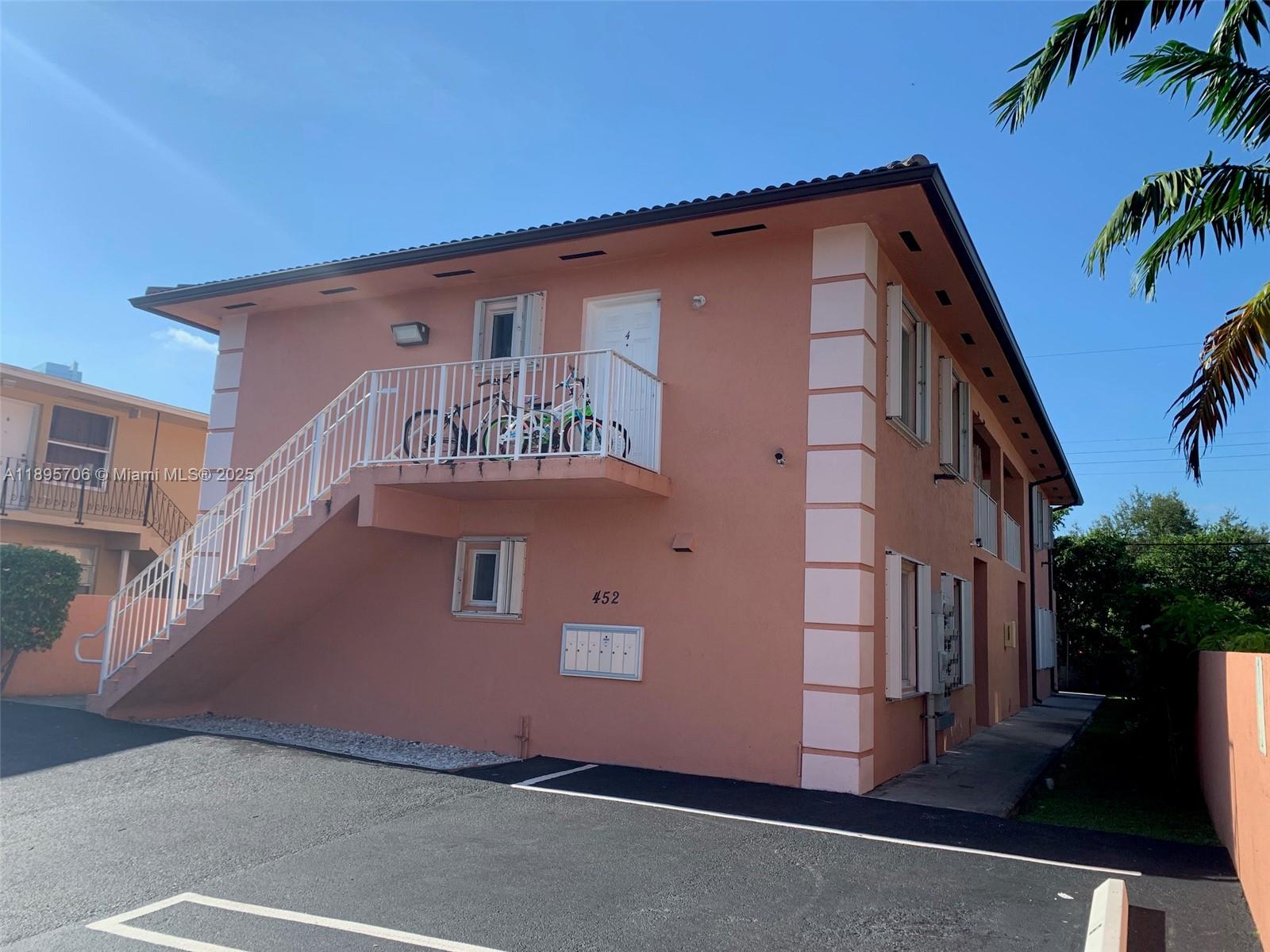 452 Southwest 10th Street, Unit 3 Miami, FL 33130 - Photo 16 of 16