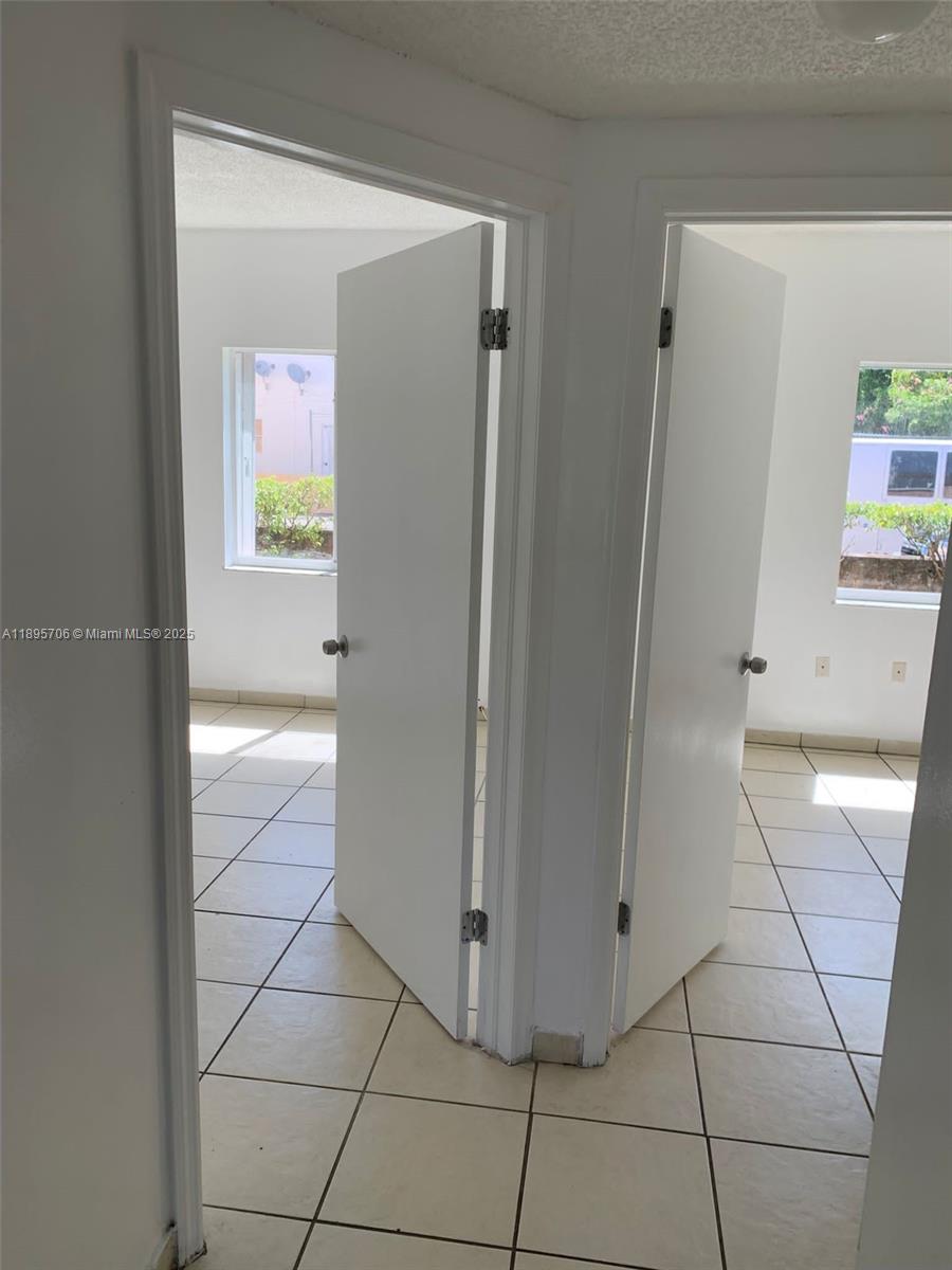 452 Southwest 10th Street, Unit 3 Miami, FL 33130 - Photo 5 of 16