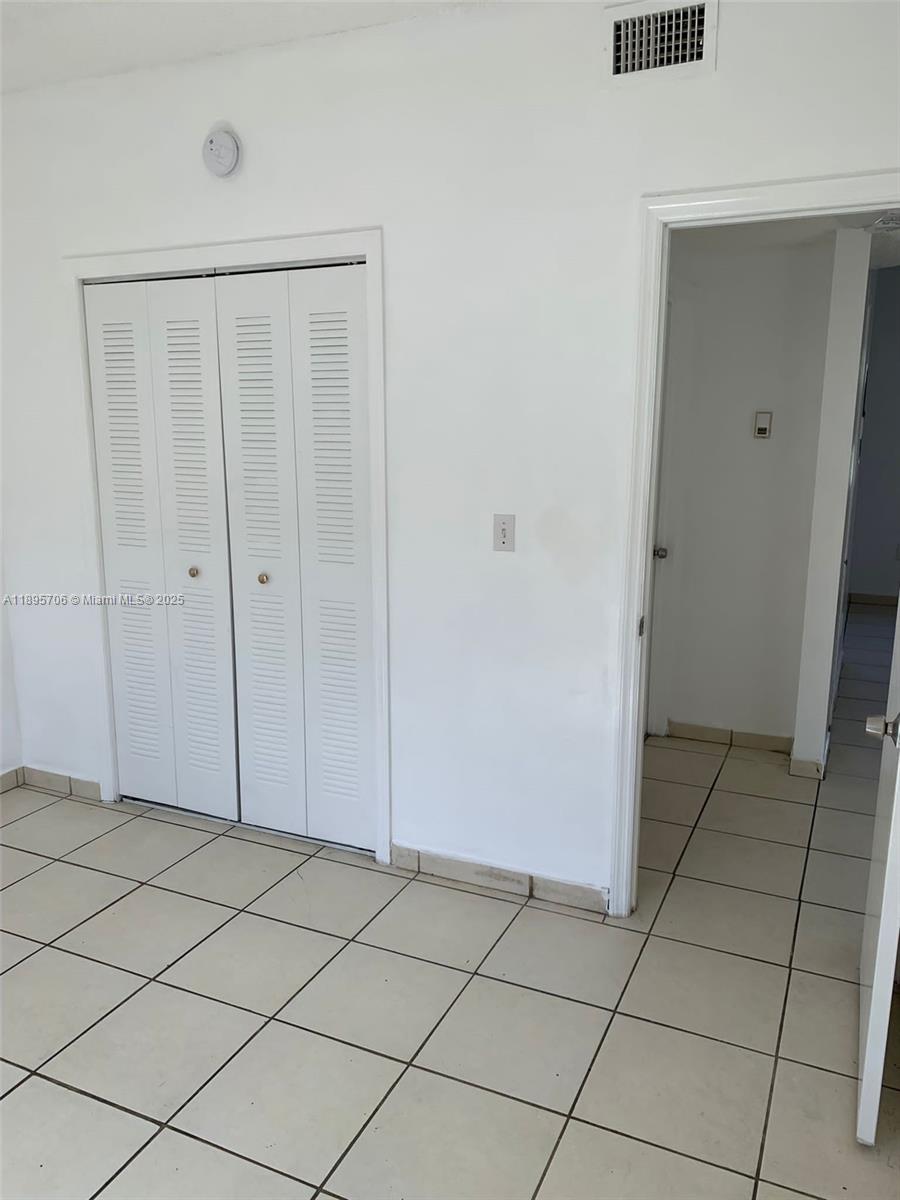 452 Southwest 10th Street, Unit 3 Miami, FL 33130 - Photo 10 of 16