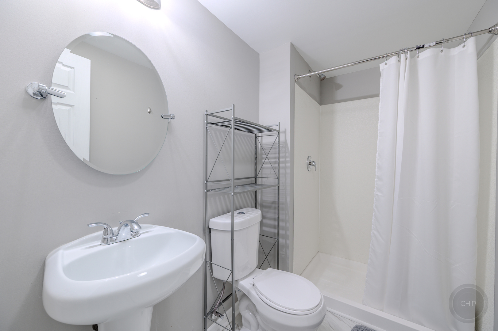 313 Monument Road Elgin, IL 60124 - Photo 60 of 73 Gallery Image 60