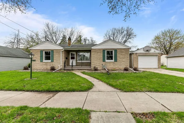 $270,000 | 319 South Spruce Street, Appleton, WI 54914