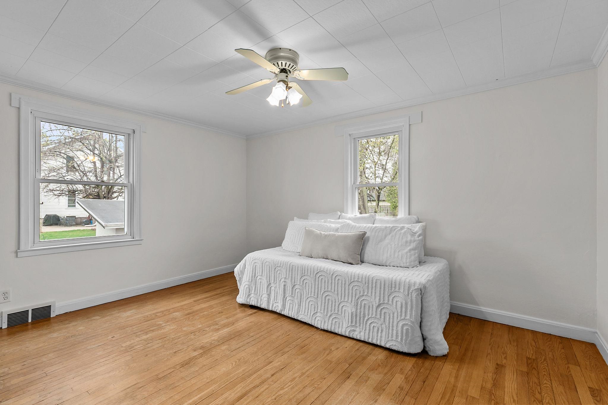319 South Spruce Street Appleton, WI 54914 - Photo 13 of 32