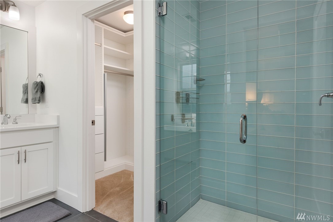 7025 119th Way Northeast, Unit B Kirkland, WA 98033 - Photo 15 of 31