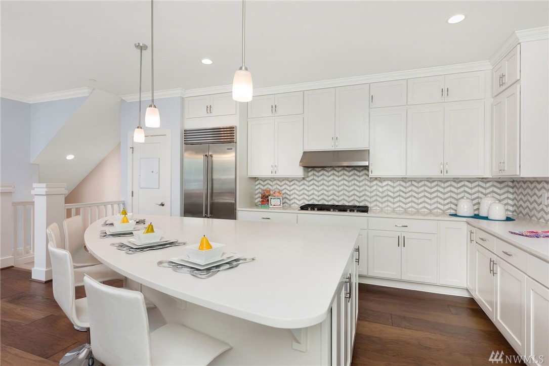 7025 119th Way Northeast, Unit B Kirkland, WA 98033 - Photo 4 of 31