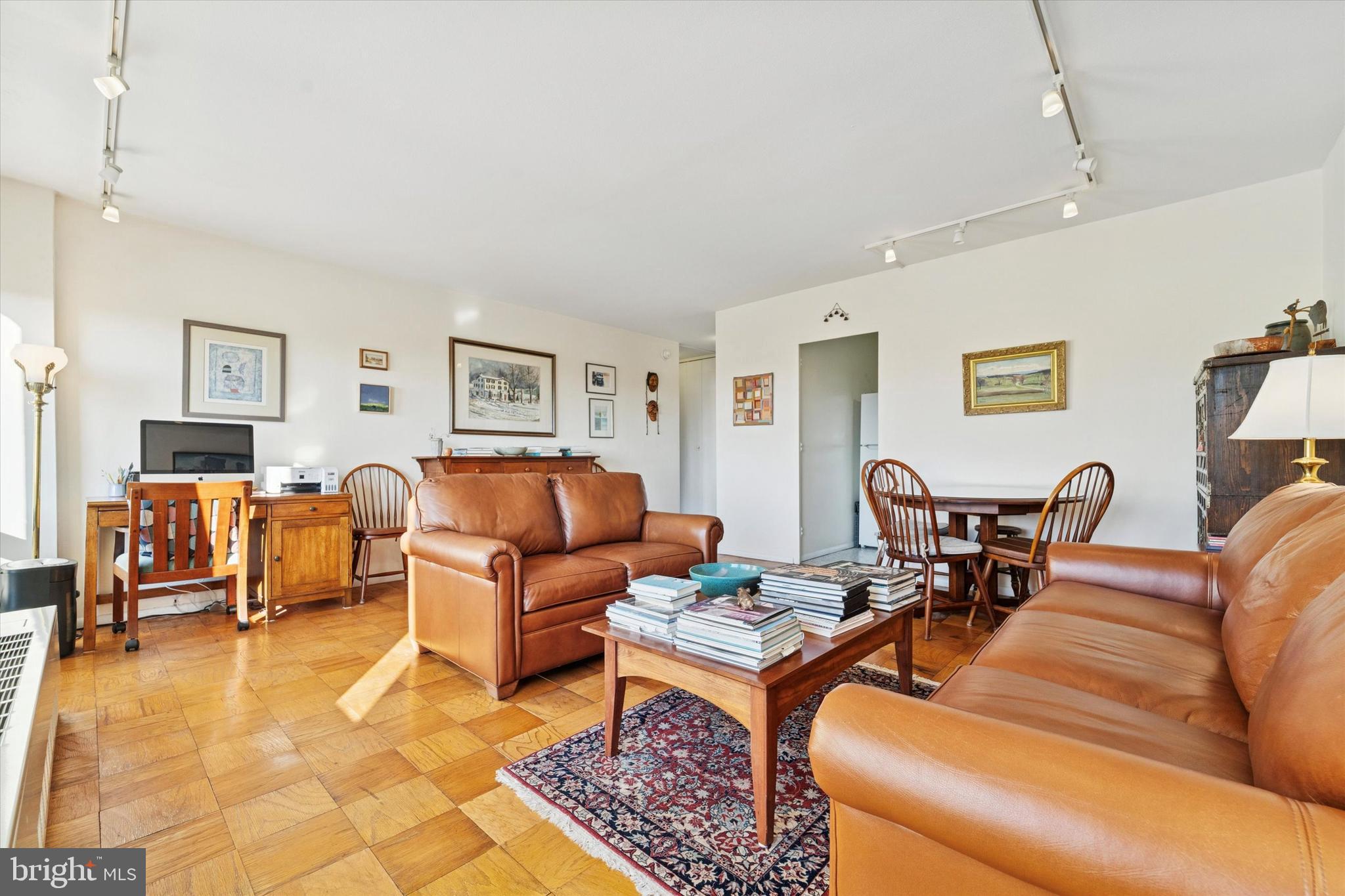 220 Locust Street, Unit 9HS Philadelphia, PA 19106 - Photo 4 of 28