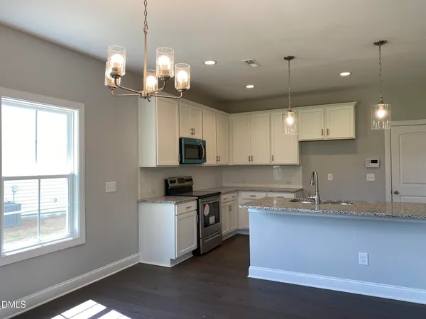 $2,200 | 176 Hanover Court, Clayton, NC 27527