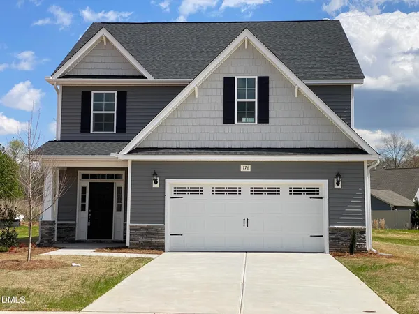 $2,200 | 176 Hanover Court, Clayton, NC 27527