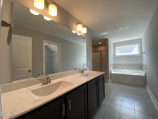 $2,200 | 176 Hanover Court, Clayton, NC 27527