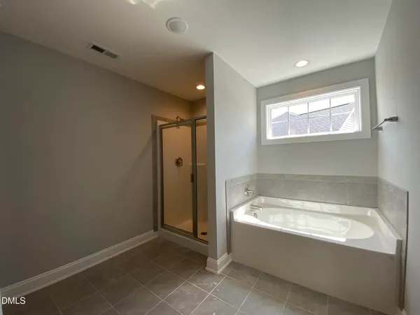 $2,200 | 176 Hanover Court, Clayton, NC 27527