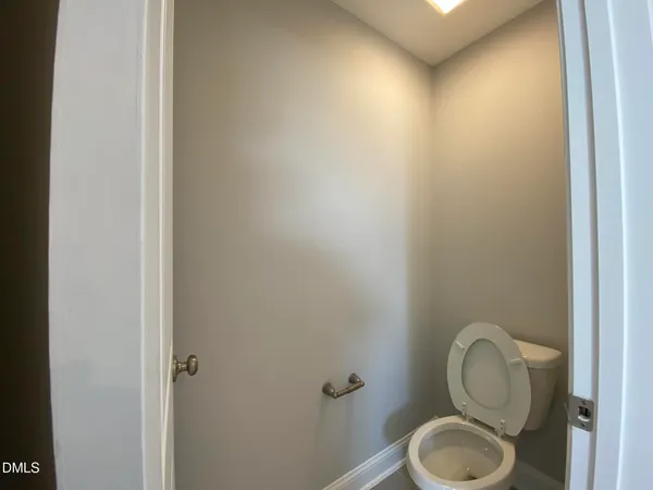 $2,200 | 176 Hanover Court, Clayton, NC 27527