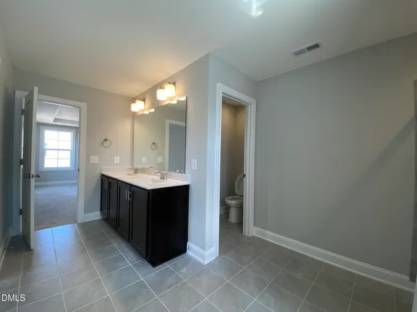 $2,200 | 176 Hanover Court, Clayton, NC 27527