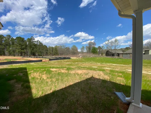 $2,200 | 176 Hanover Court, Clayton, NC 27527