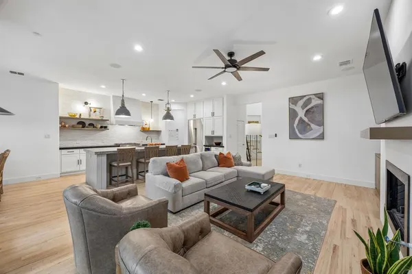 $1,685,000 | 5336 Willis Avenue, Dallas, TX 75206