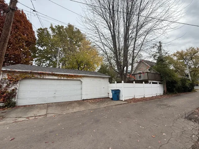 $250,000 | 608 West Madison Street, Ottawa, IL 61350