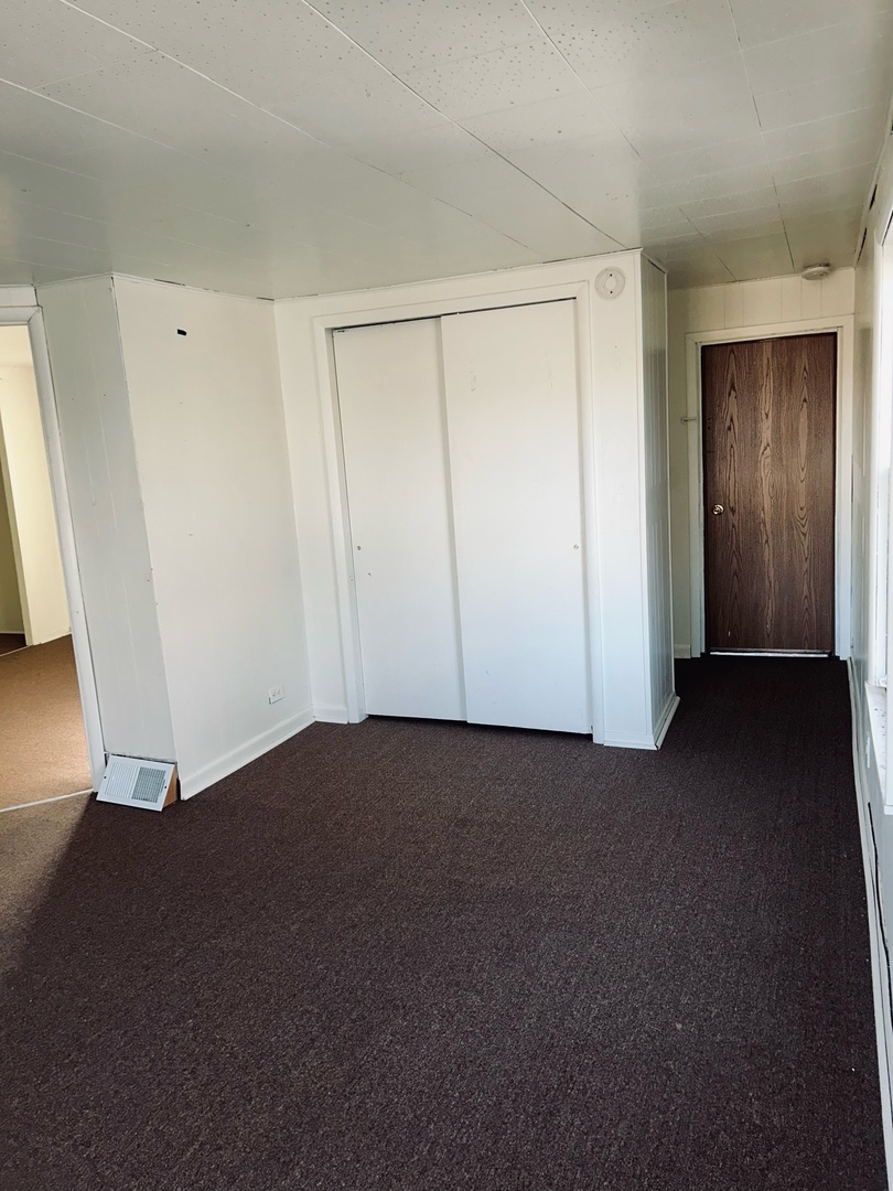 608 West Madison Street Ottawa, IL 61350 - Photo 21 of 23 a view of an empty room