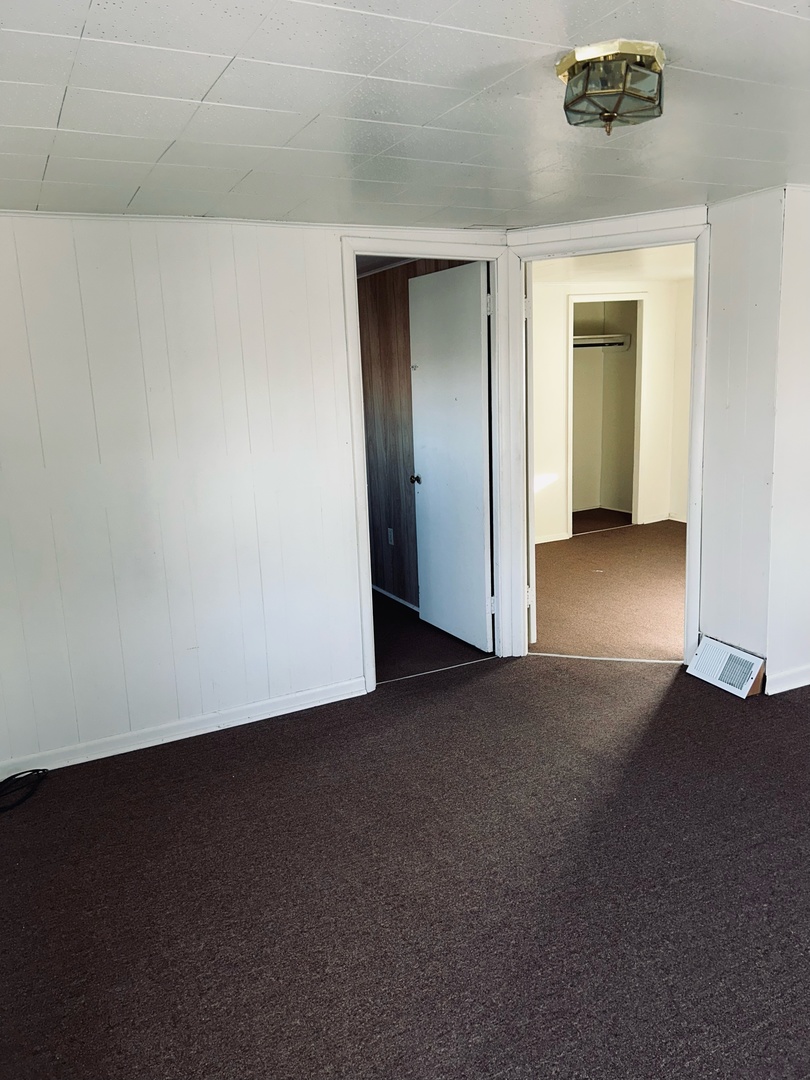 608 West Madison Street Ottawa, IL 61350 - Photo 22 of 23 a view of empty room