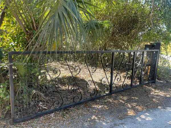 $1,849,999 | 23755 Southwest 142nd Avenue, Homestead, FL 33032