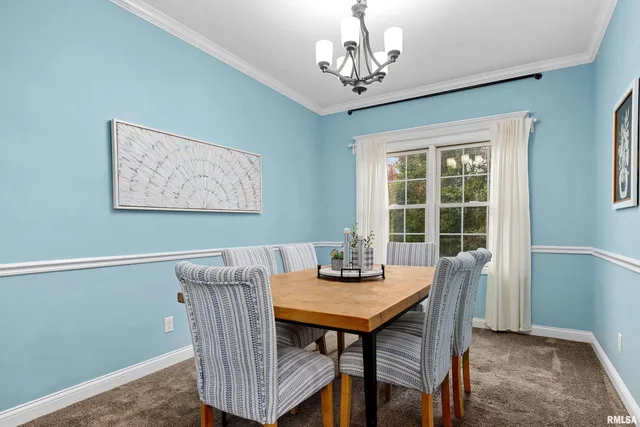 $495,000 | 7027 North Buckeye Drive, Edwards, IL 61528