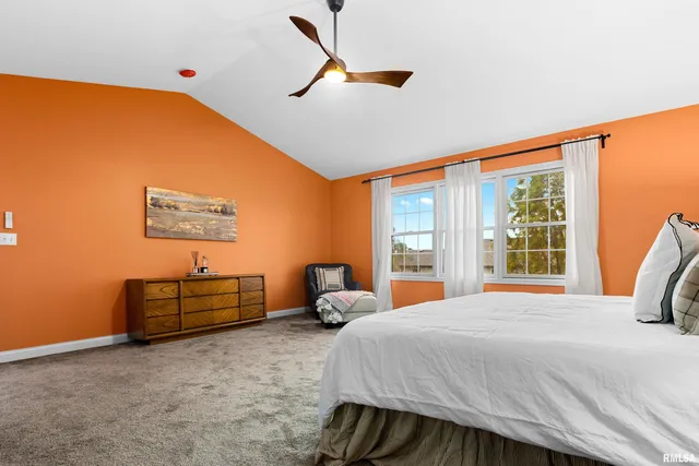 $495,000 | 7027 North Buckeye Drive, Edwards, IL 61528