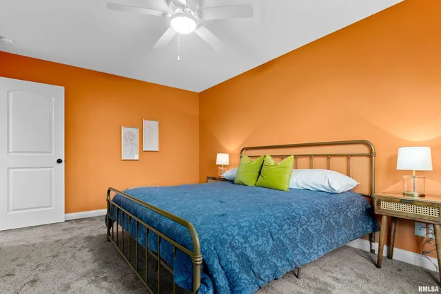 $495,000 | 7027 North Buckeye Drive, Edwards, IL 61528