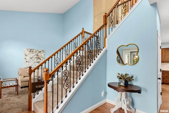 $495,000 | 7027 North Buckeye Drive, Edwards, IL 61528