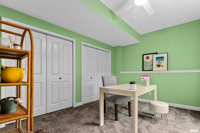 $495,000 | 7027 North Buckeye Drive, Edwards, IL 61528