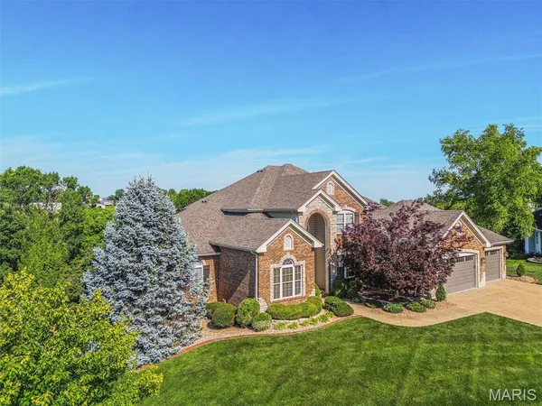 $1,250,000 | 1 Stonebridge Place, St. Charles, MO 63301
