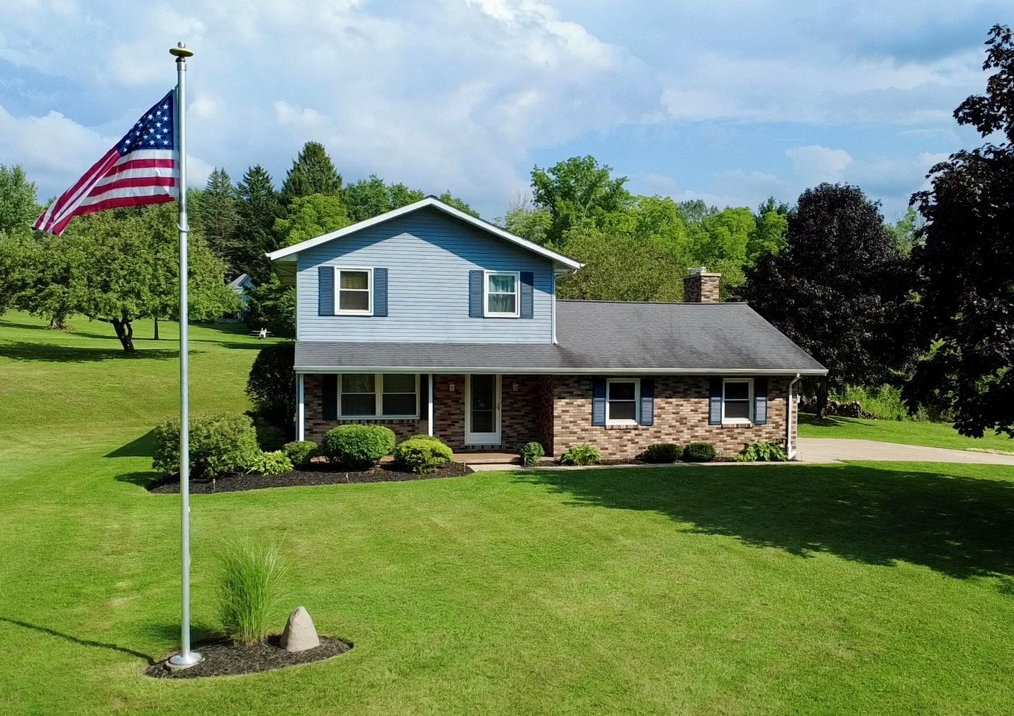 8698 Haft Road Erie, PA 16510 - Photo 1 of 49 Front View w/Custom Extrusion Flagpole