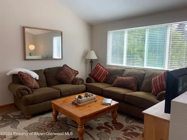 $7,000 | 382 Summit Drive, Carbondale, CO 81623