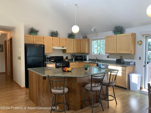 $7,000 | 382 Summit Drive, Carbondale, CO 81623