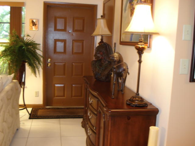 9280 Southwest 61st Way, Unit D Boca Raton, FL 33428 - Photo 2 of 18 Entry Hallway