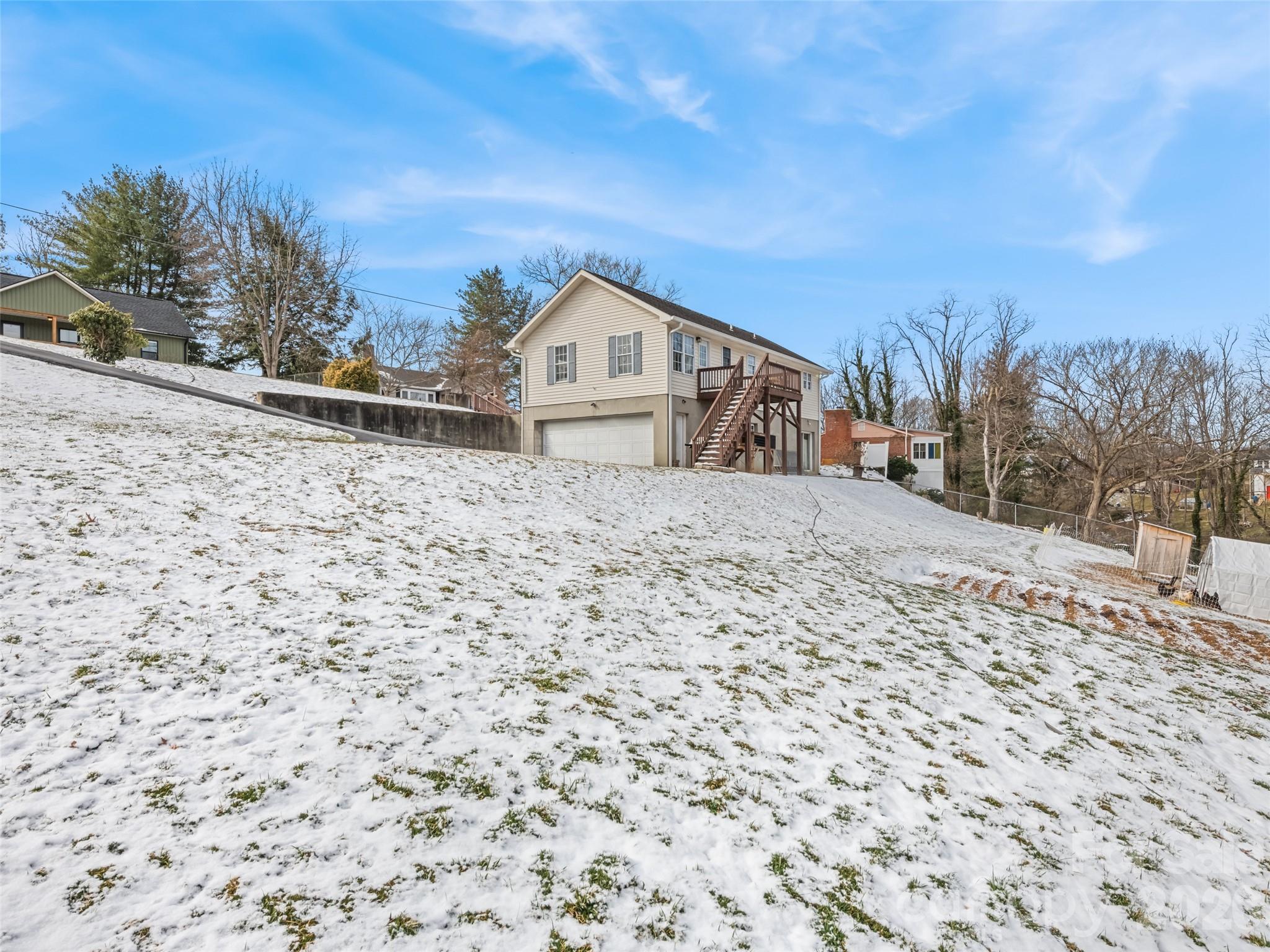 30 Woodruff Street Canton, NC 28716 - Photo 16 of 16 a house with a outdoor space