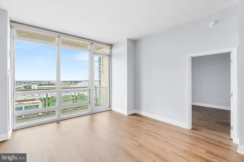$324,900 | 901 North Penn Street, Unit F1507, Philadelphia, PA 19123