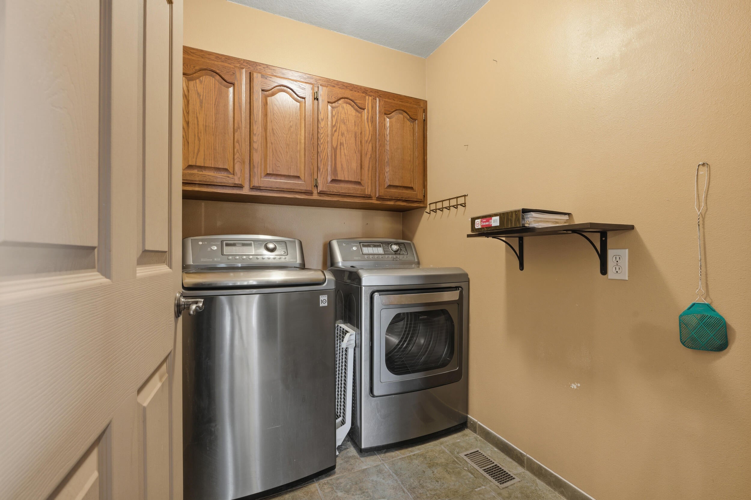 29670 South 630 Road Grove, OK 74344 - Photo 26 of 33 Interior