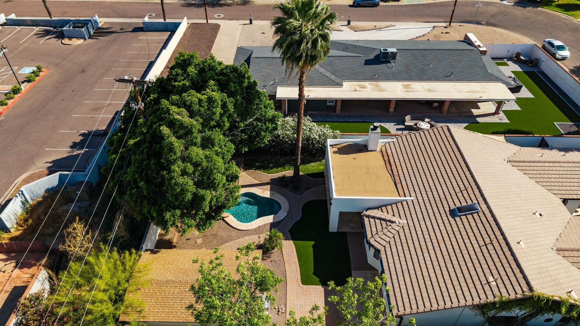 5233 North 15th Street Phoenix, AZ 85014 - Photo 54 of 55 an aerial view of a house with swimming pool and patio