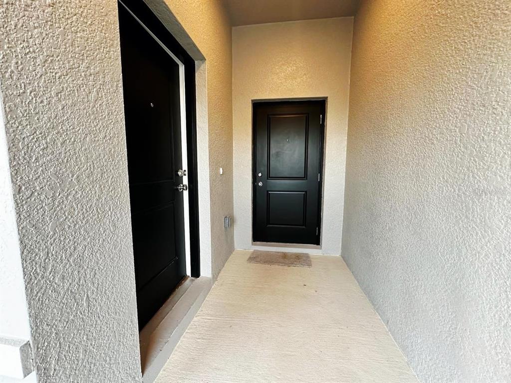 339 Puma Loop Groveland, FL 34736 - Photo 3 of 33
