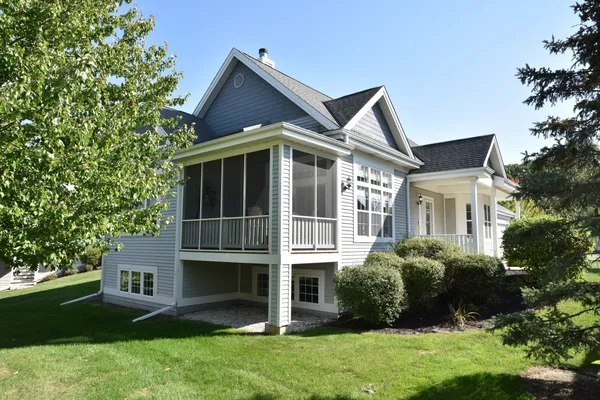 $499,900 | N59-w17764 Meadow Court, Menomonee Falls, WI 53051