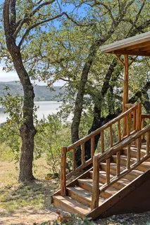 $985,000 | 111 Swift Water Road, Marble Falls, TX 78654