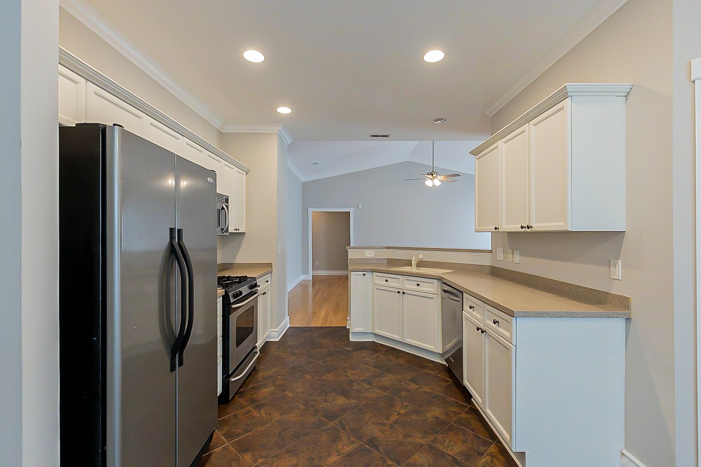 1025 Countess Lane Spring Hill, TN 37174 - Photo 2 of 35